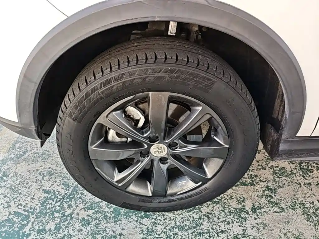 BYD Yuan New Energy 2019 2019 EV360 Smart Connect Premium Edition