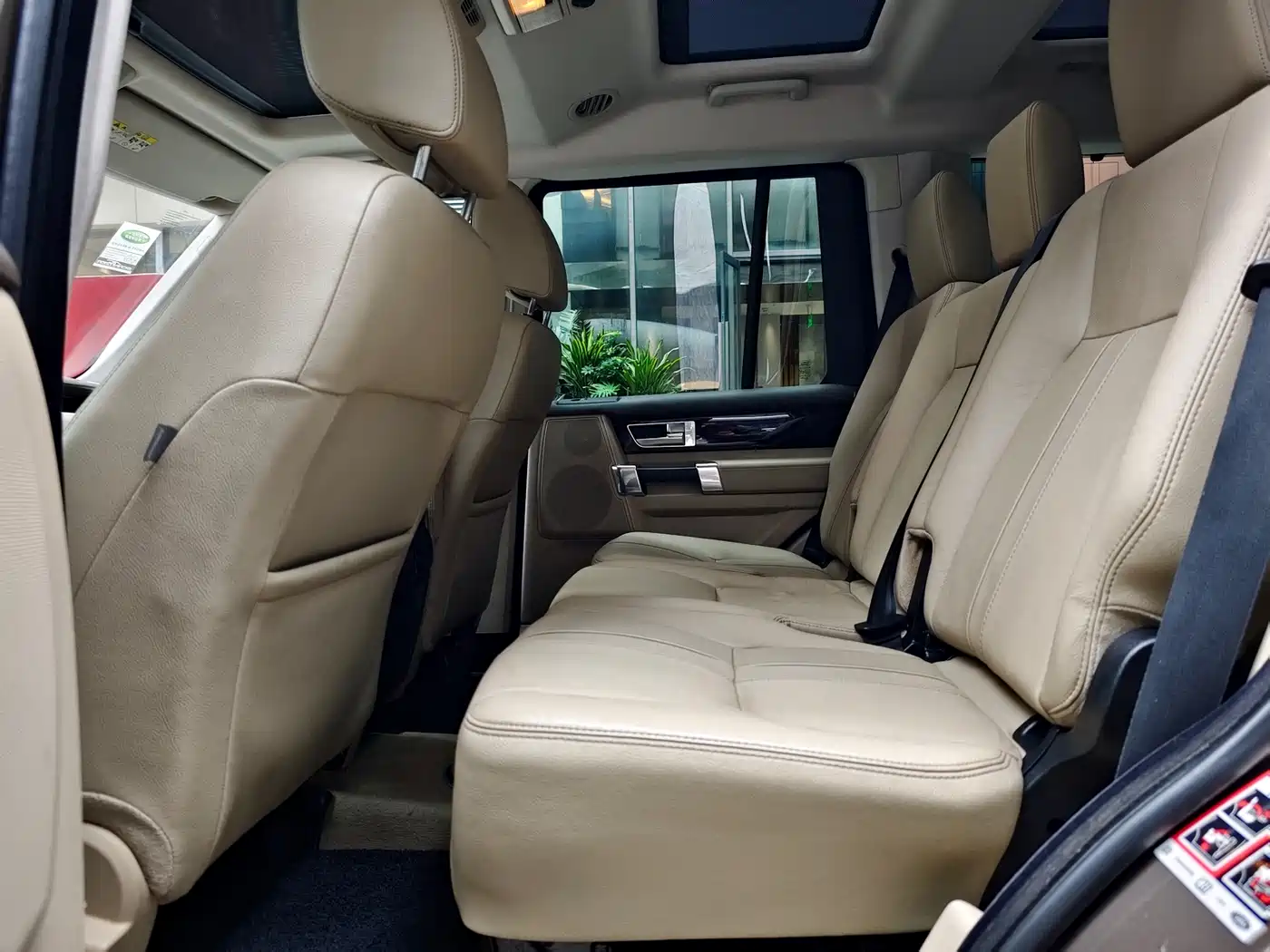 Land Rover Discovery 2012 3.0 SDV6 HSE Diesel фото 16