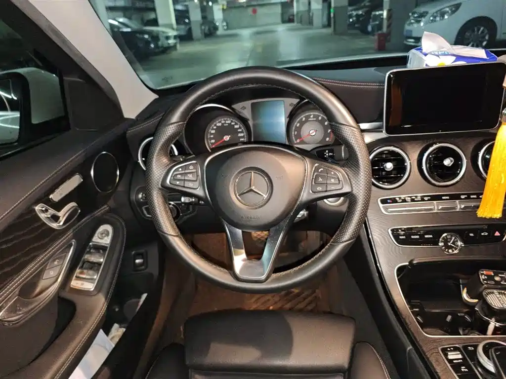 Mercedes-Benz C-Class 2015 C 200 L Sport фото 6