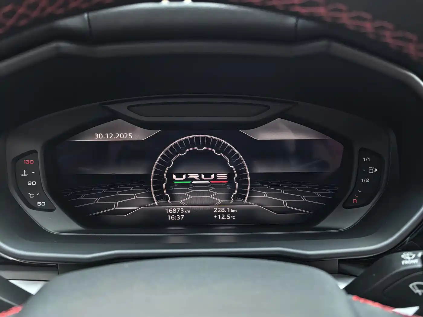 Lamborghini Urus 2021 4.0T V8 фото 11