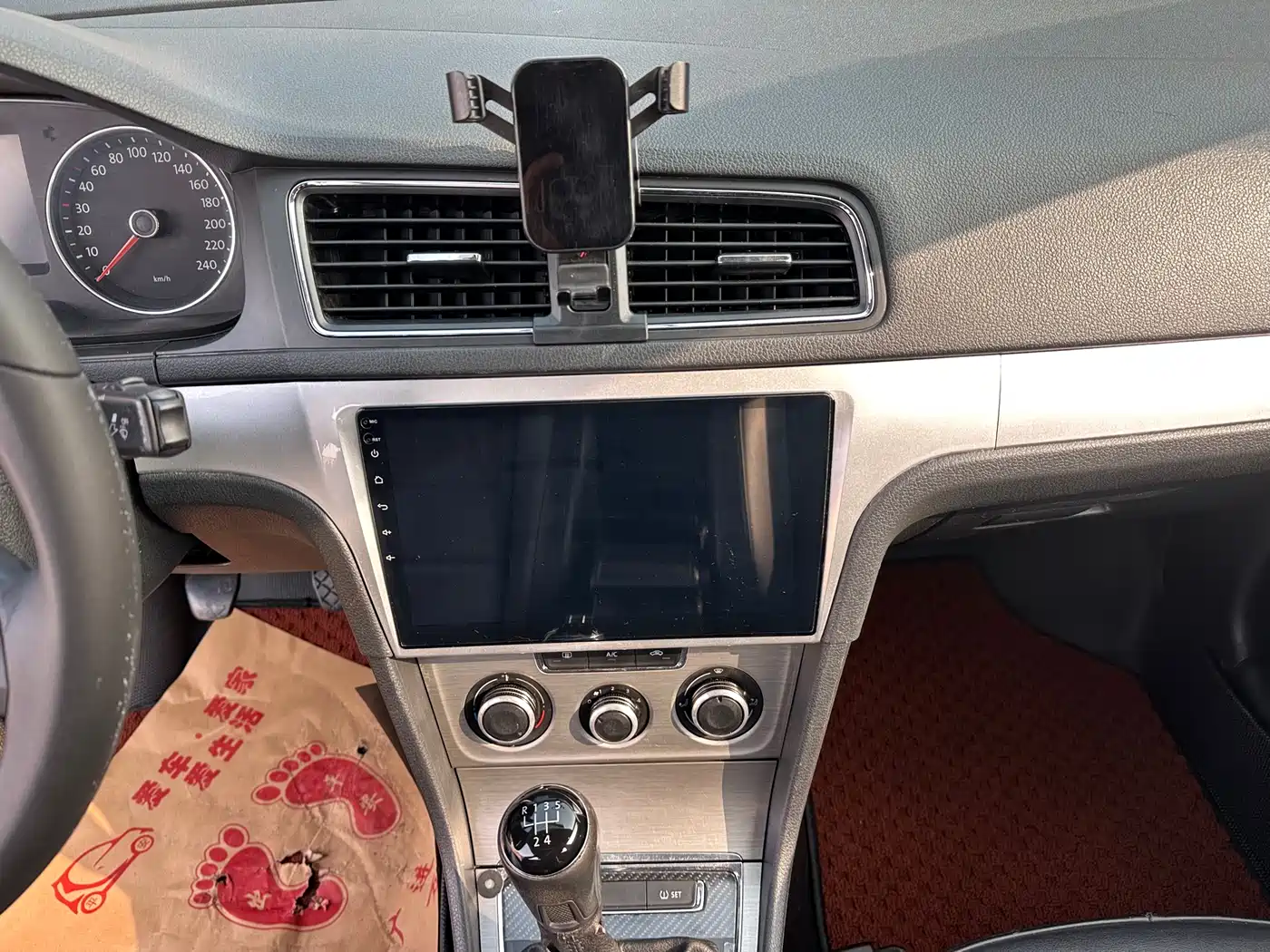 Volkswagen Lavida 2013 1.6L Manual Comfort Edition фото 16