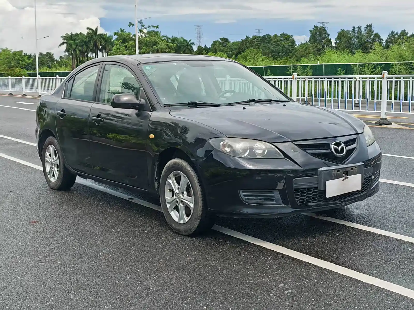 Фото 3 - Mazda 3