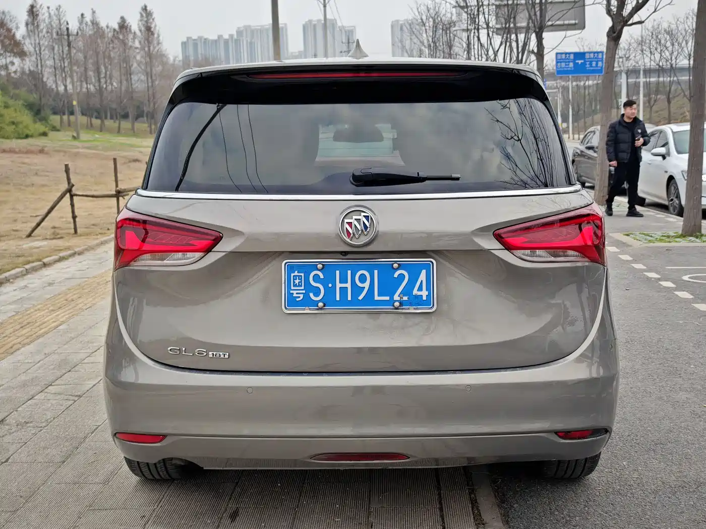 Buick GL6 2018 18T 6-Seater Premium фото 17
