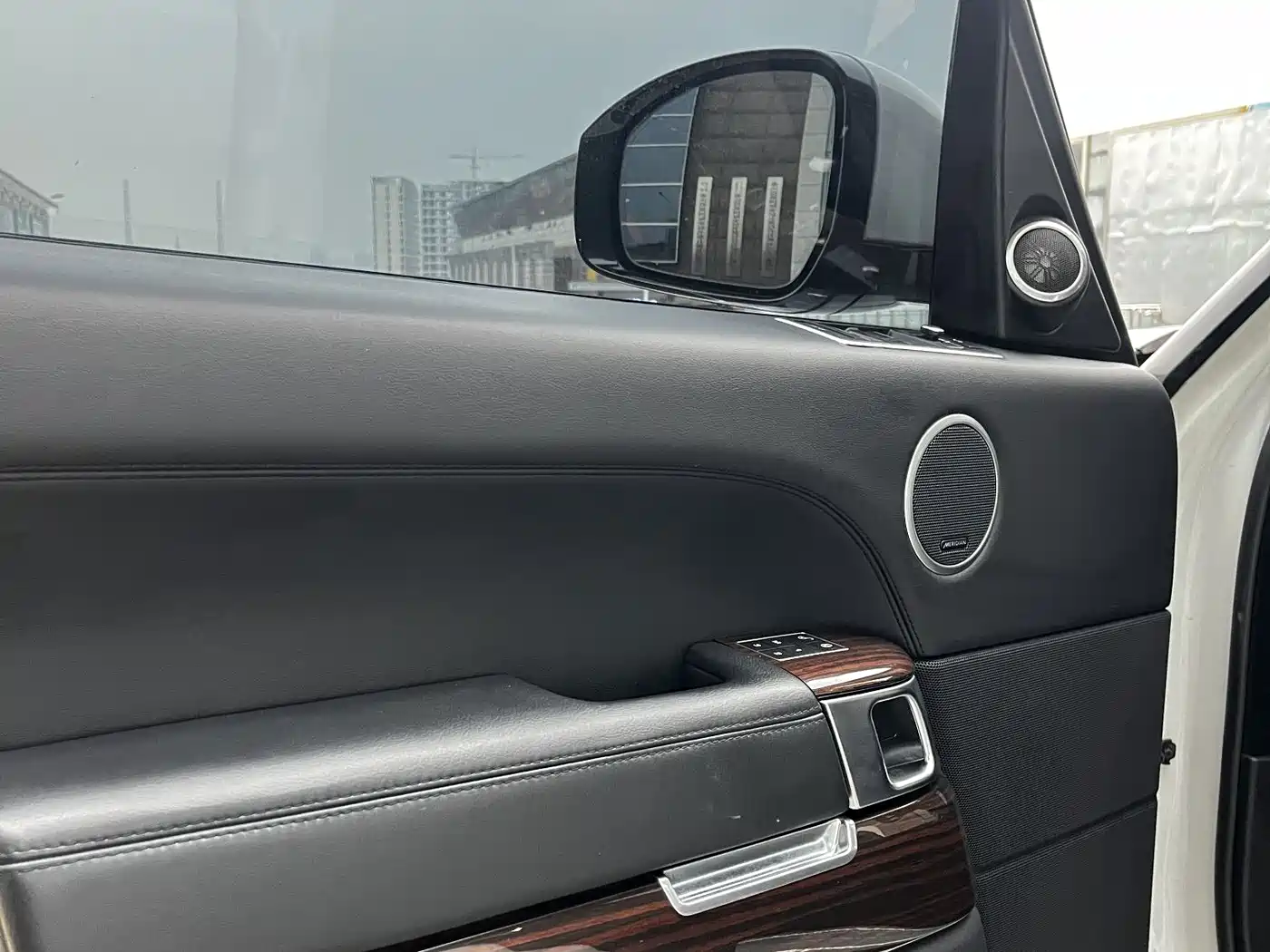 Land Rover Range Rover 2015 3.0 TDV6 Vogue фото 14