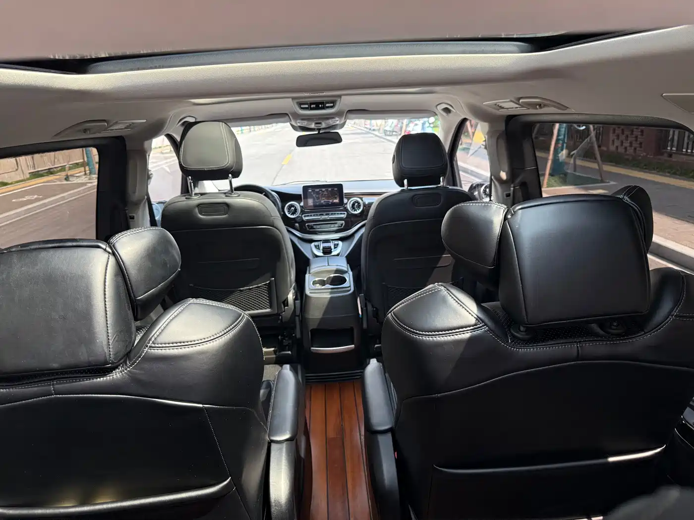 Mercedes-Benz V-Class 2018 V 260 Navigator Edition China VI фото 12