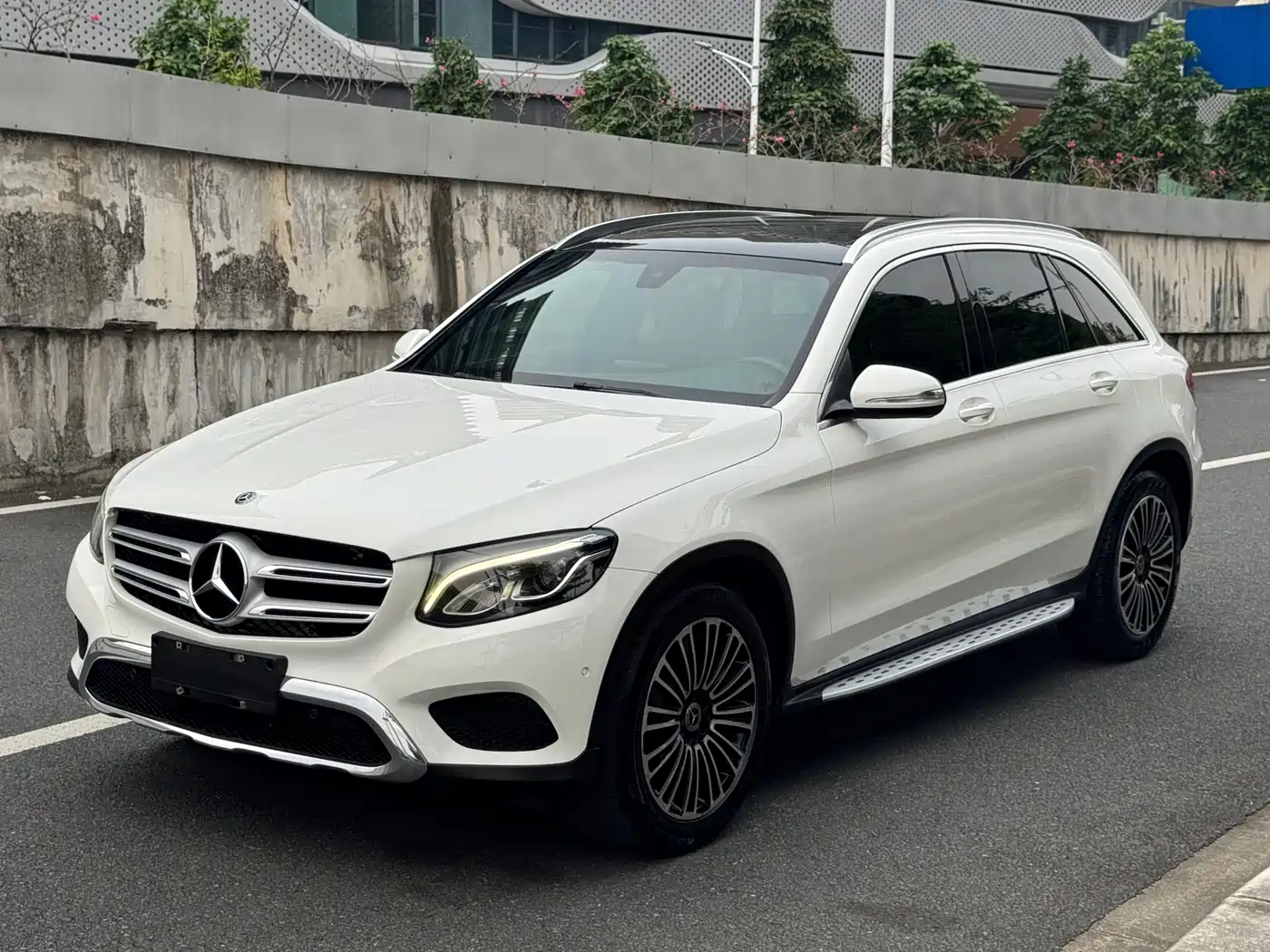 Mercedes-Benz GLC 2019 Model GLC 200 L 4MATIC