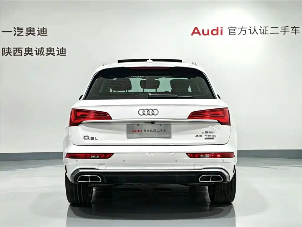 Audi Q5L 2022 45T Luxury Dynamic фото 5