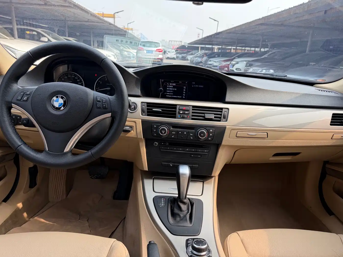 BMW 3 Series (Import) 2012 2010 320i Luxury