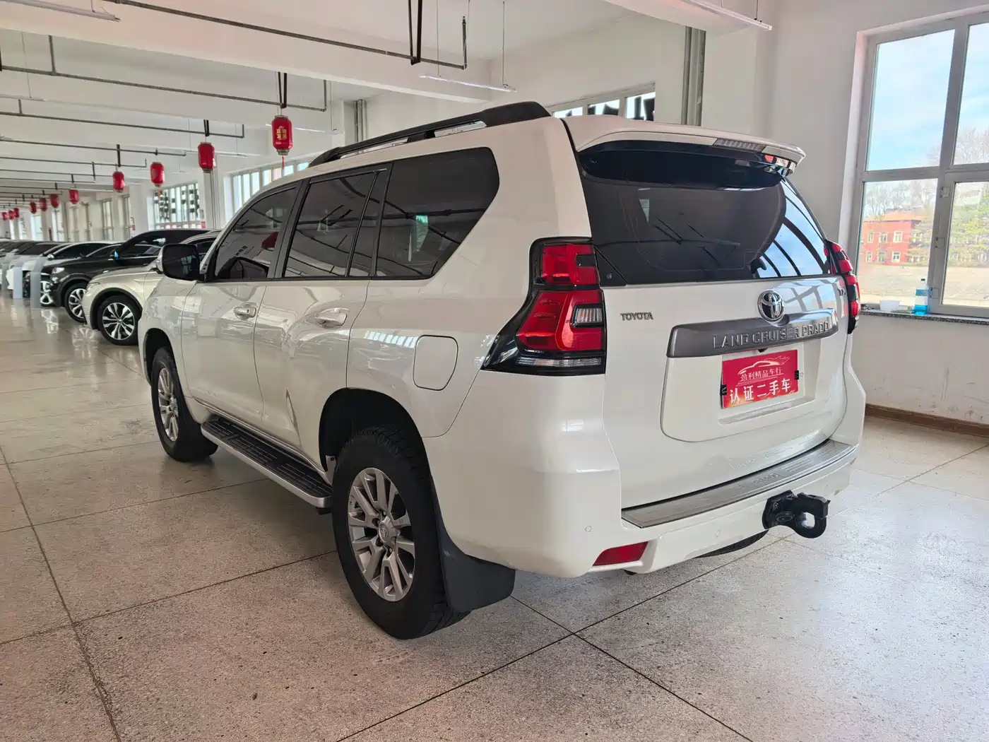 Toyota Prado 2018 3.5L Auto TX-L фото 4