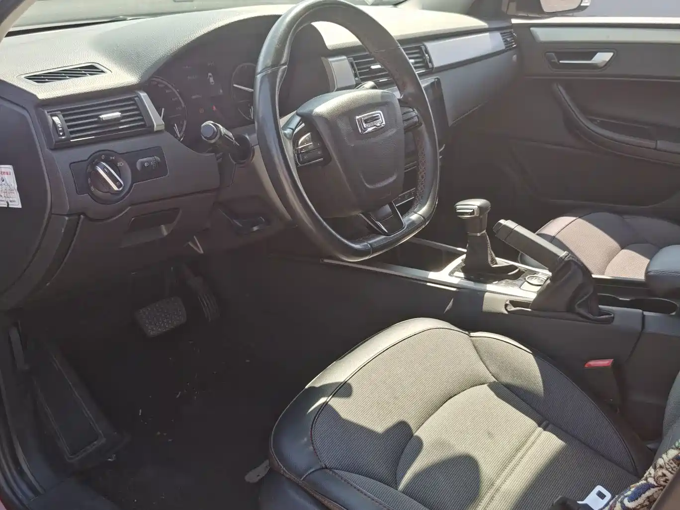 Qoros 3 2016 2015 Urban SUV 1.6T Automatic XingDong Enhanced