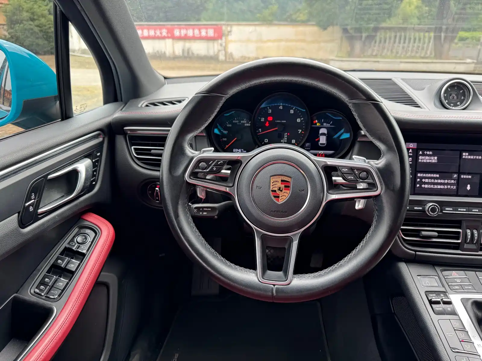 Фото 6 - Porsche Macan