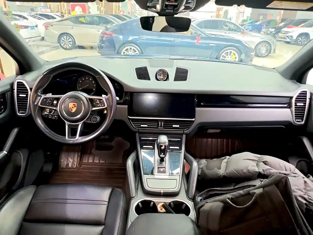 Porsche Cayenne New Energy 2019 Cayenne E-Hybrid 2.0T фото 10