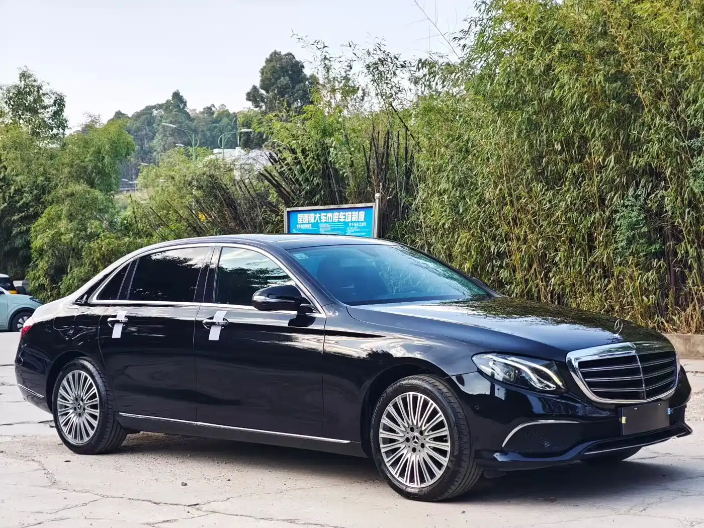 Mercedes-Benz E-Class 2020 E 300 L Fashion фото 3