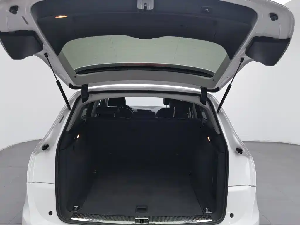 Audi Q5 2018 2017 40 TFSI Comfort