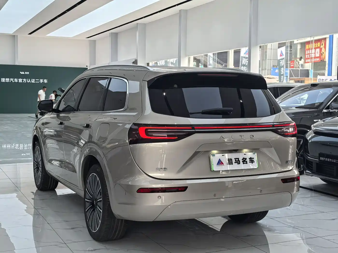 AITO Wenjie AITO M7 2022 1.5T 4WD Flagship Edition фото 14