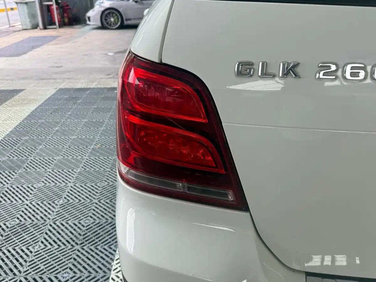 Mercedes-Benz GLK-Class 2015 GLK 260 4MATIC Dynamic Ultimate Edition фото 14