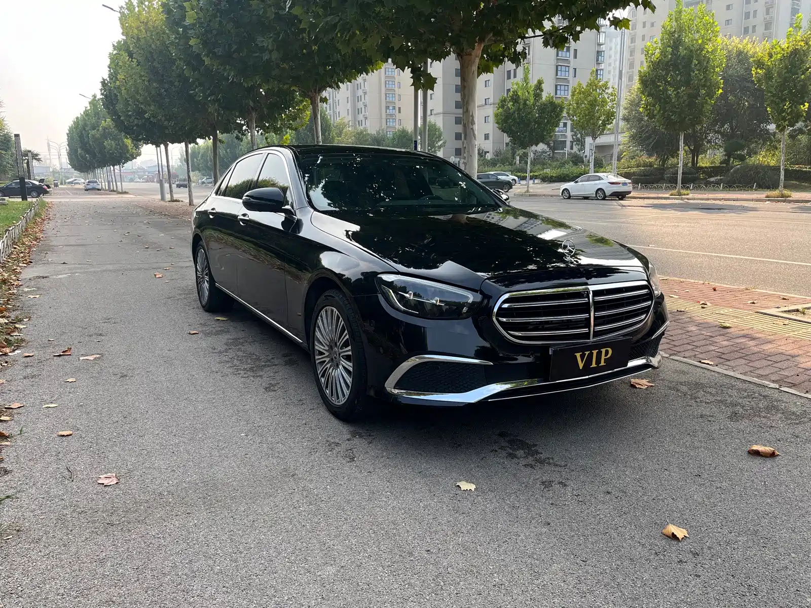 Фото 2 - Mercedes-Benz E-Class