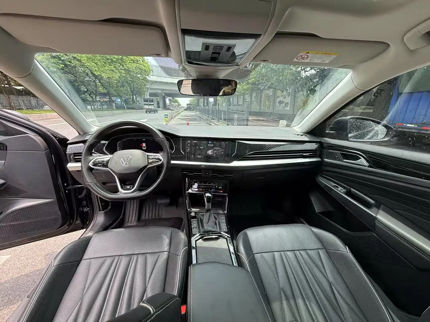 Фото 9 - Volkswagen Passat