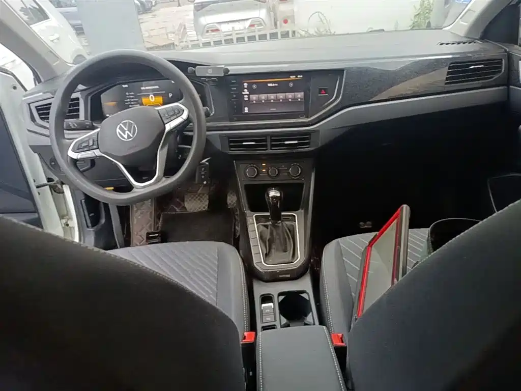 Volkswagen Lavida 2023 New Sharp 1.5L Auto Premium Edition фото 10