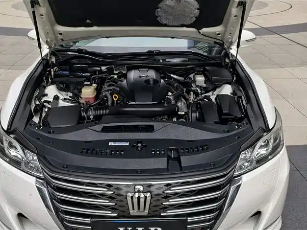 Toyota Crown 2017 2.0T Sport Edition фото 24