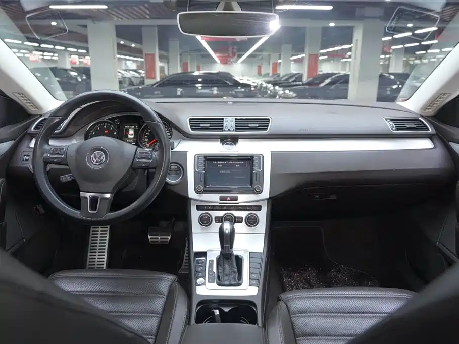 Volkswagen FAW-Volkswagen CC 2018 1.8TSI Luxury фото 7