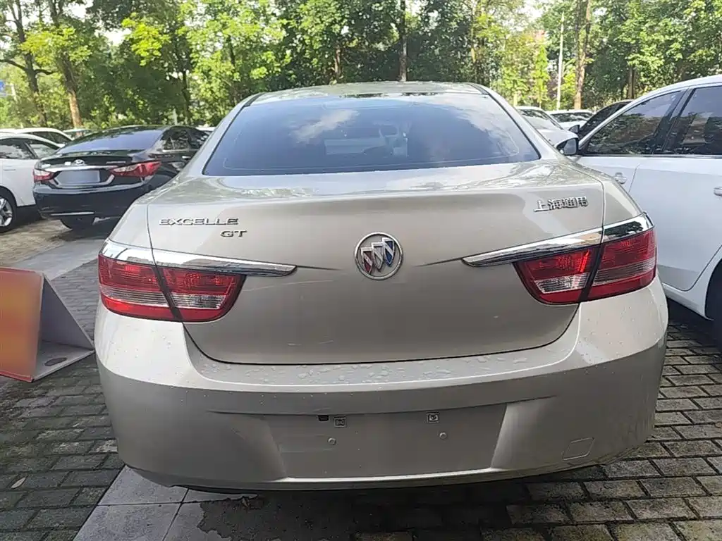 Buick Excelle 2013 Model GT 1.6L Manual Comfort фото 6