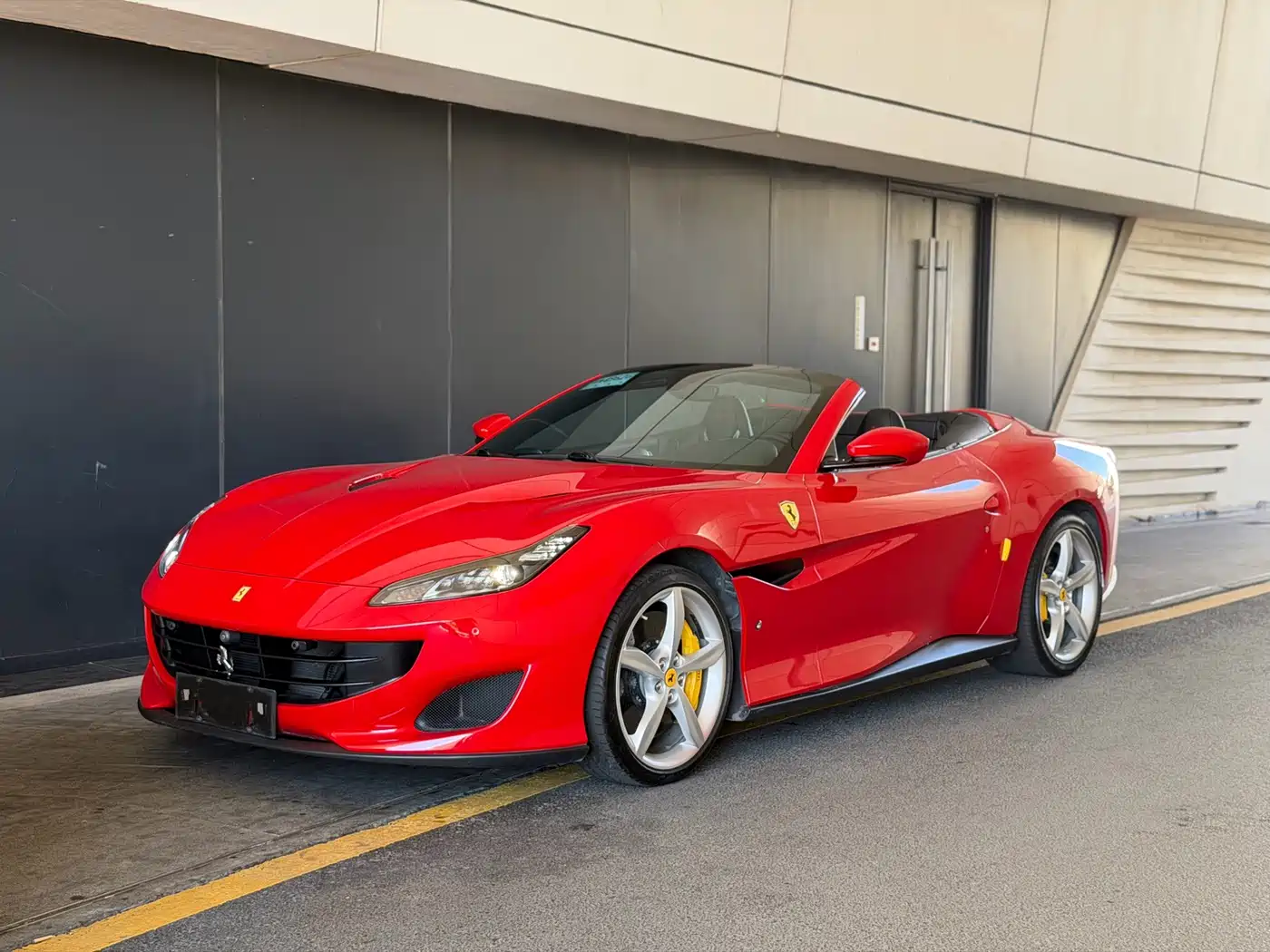 Ferrari Portofino 2019 2018 Model 3.9T