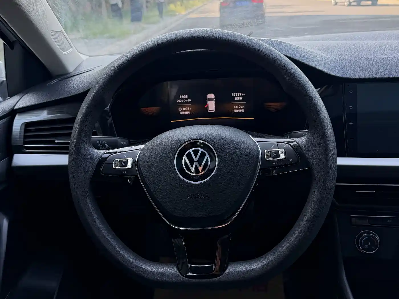 Volkswagen Lavida 2022 1.5L Auto Comfort Edition фото 8