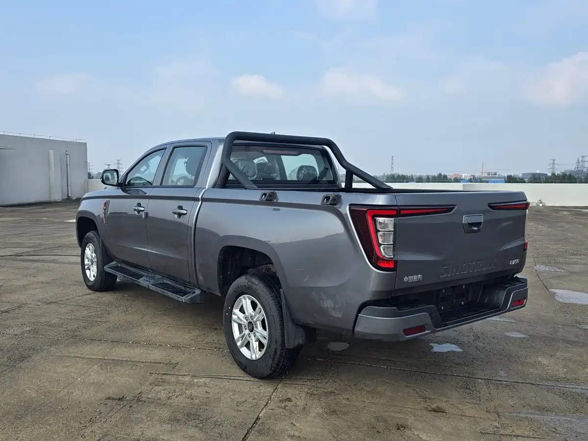 Sinotruk Bosheng 2026 2024 Commercial 2.0T Manual Diesel 2WD Long Wheelbase Youth Edition