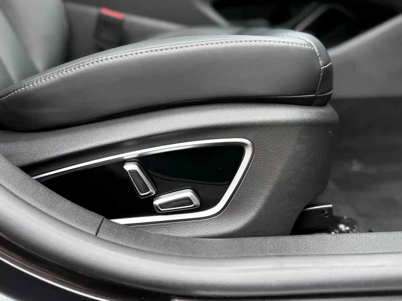 GEELY AUTOMOBILE BORUI