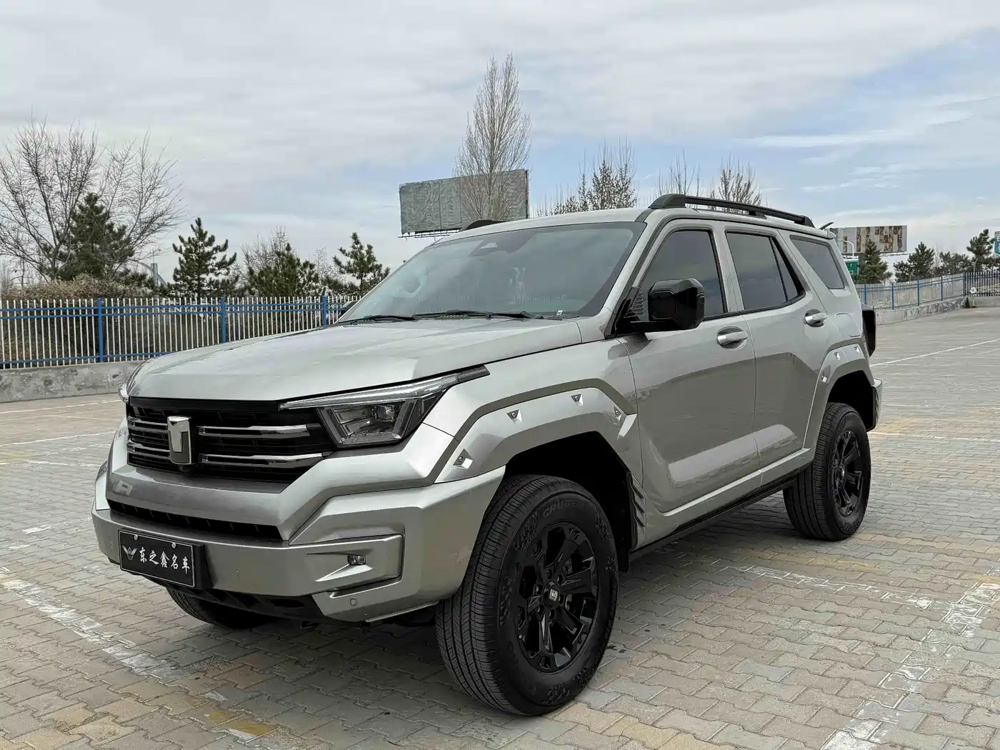 Tank 400 New Energy 2024 Hi4-T Off-Road Edition фото 2