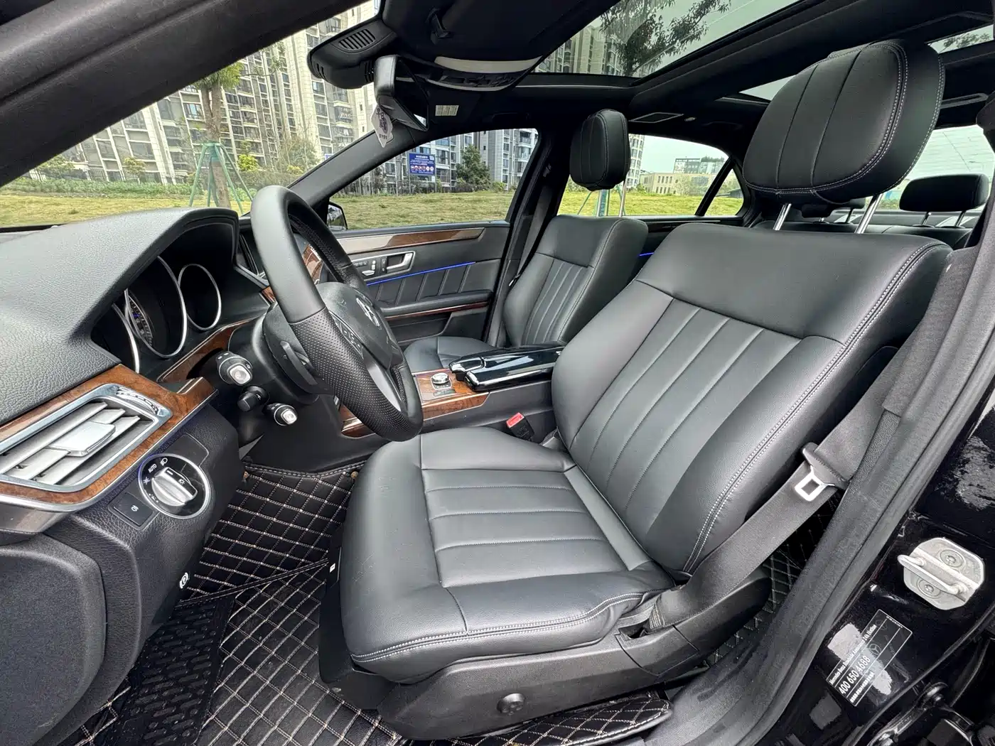 Mercedes-Benz E-Class 2014 E 260 L фото 3