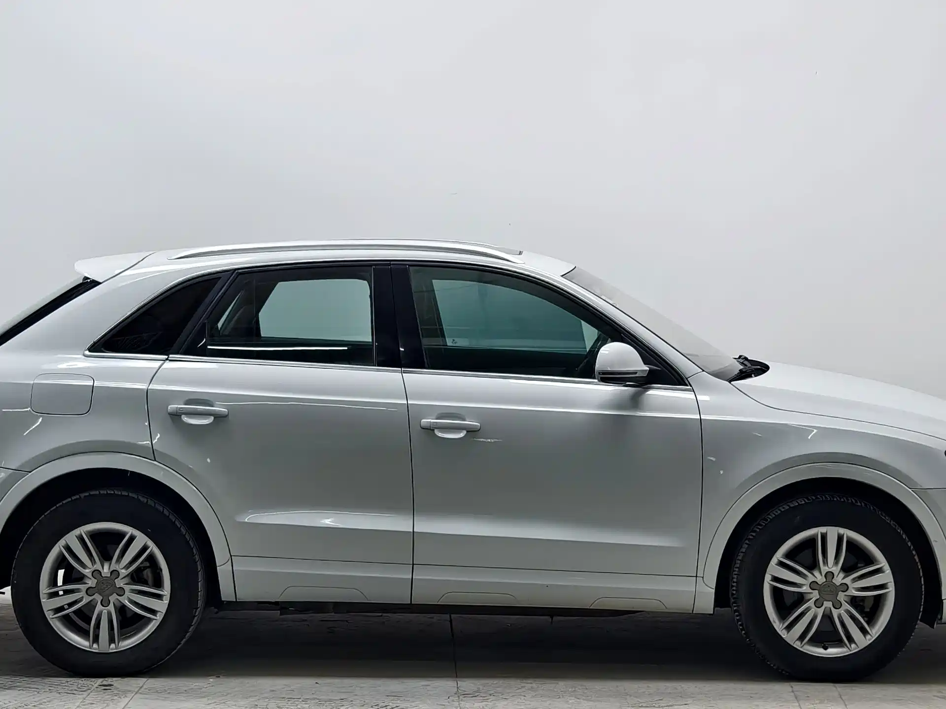 صورة 8 - Audi Q3