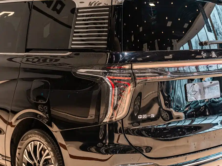 Hongqi HQ9 PHEV 2025 2024 Model 2.0T AWD Business Edition