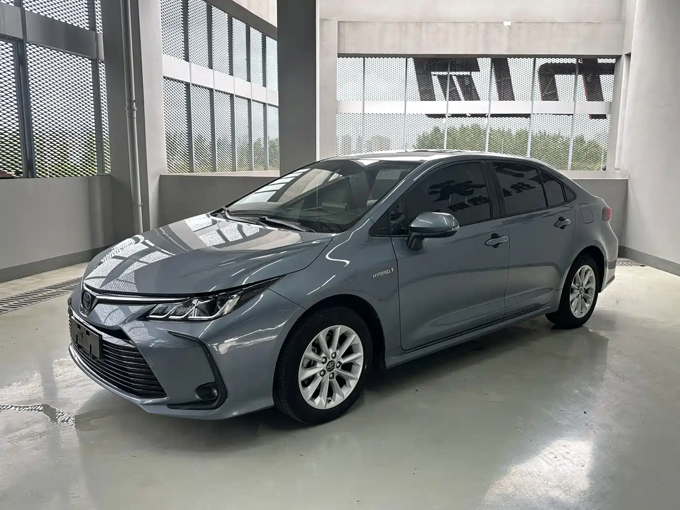 Фото 1 - Toyota Corolla