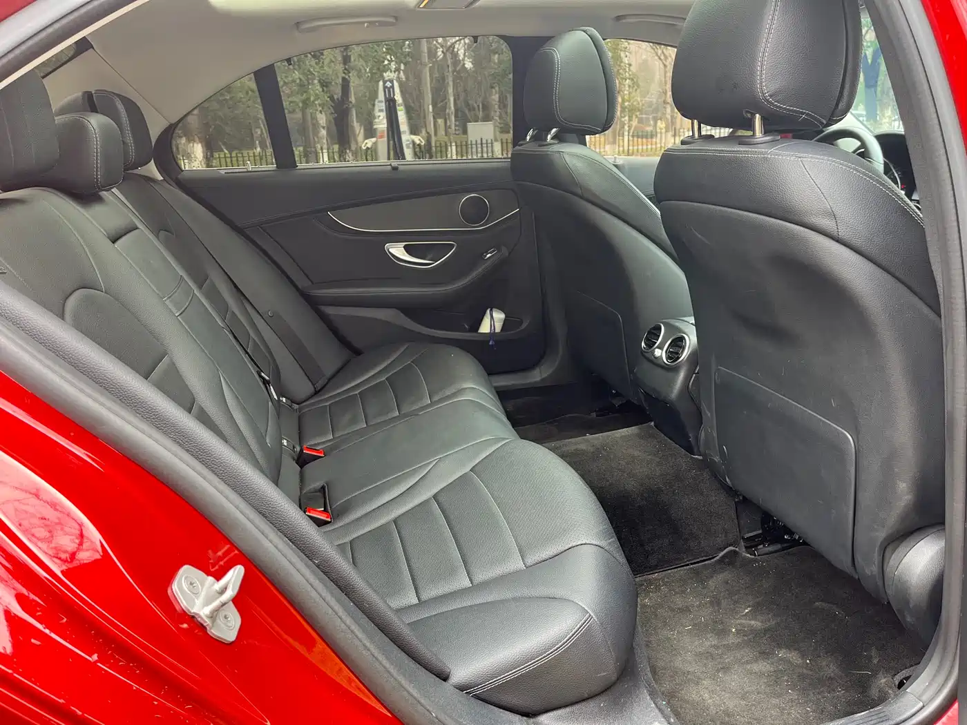 Mercedes-Benz C-Class 2015 C 200 L Sport фото 11