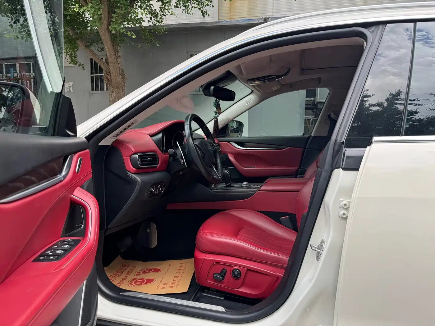 Фото 20 - Maserati Levante