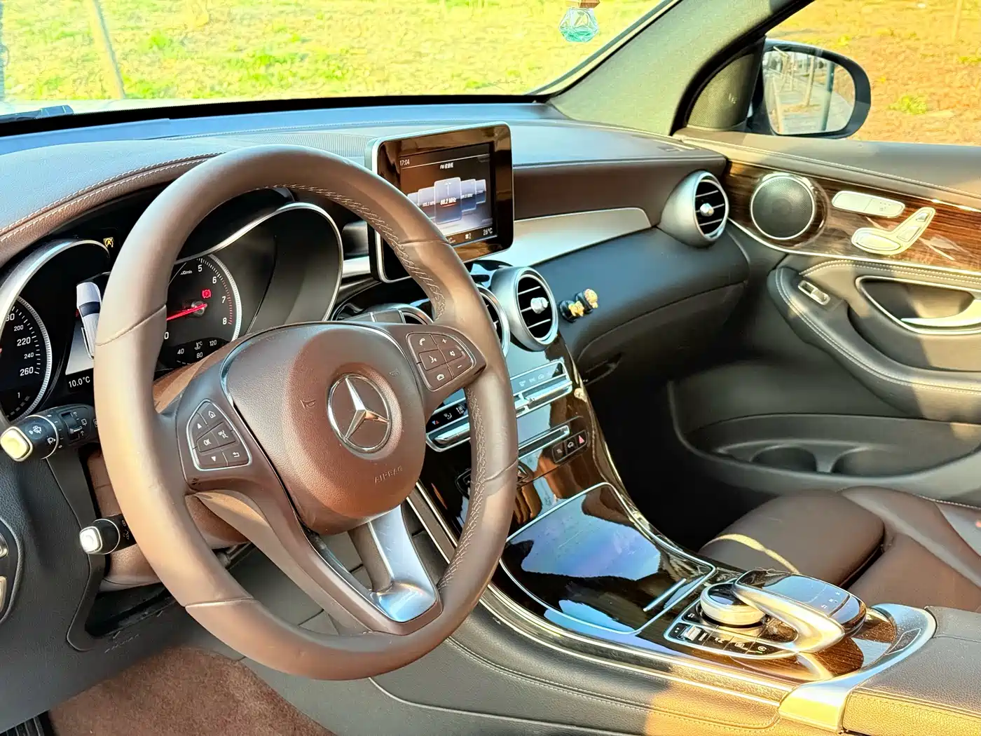 Mercedes-Benz GLC 2018 GLC 260 4MATIC Dynamic фото 10