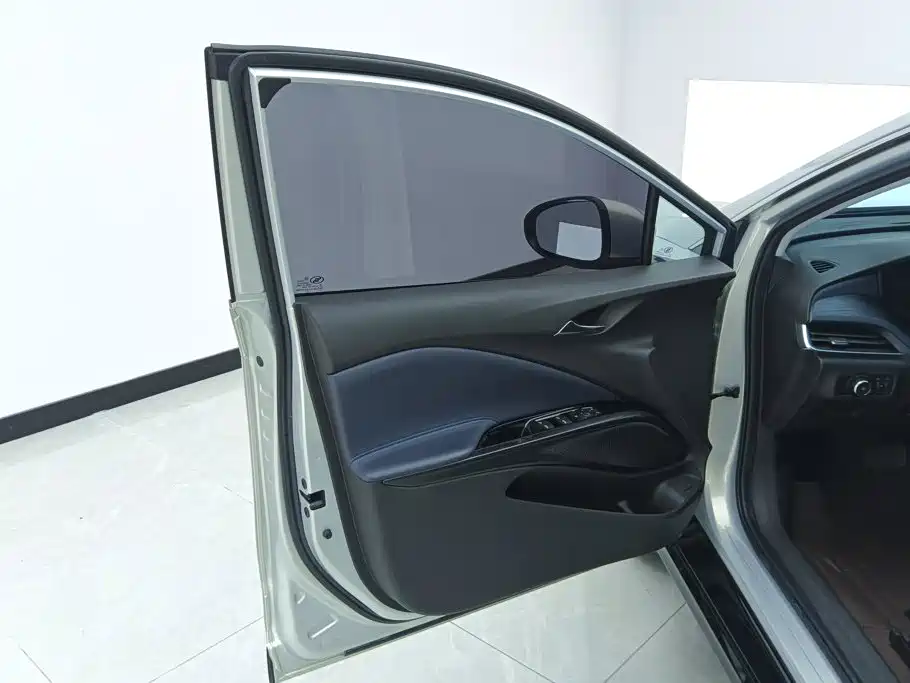 Buick Velite 6 2024 2024 Model 430km Premium Edition
