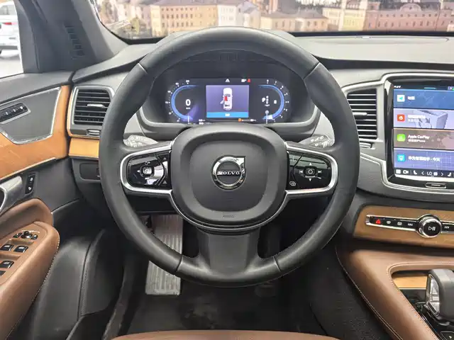 Volvo XC90 2024 B5 Smart Luxury 5-Seater — фото 4
