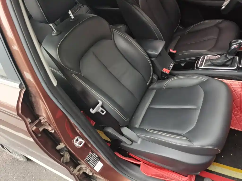 Roewe RX3 2020 2020 1.6L CVT 4G Ultra Comfort Flagship