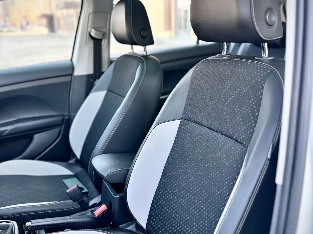 Volkswagen Tanying 2021 200TSI DSG Joy Smart Connect Edition фото 14