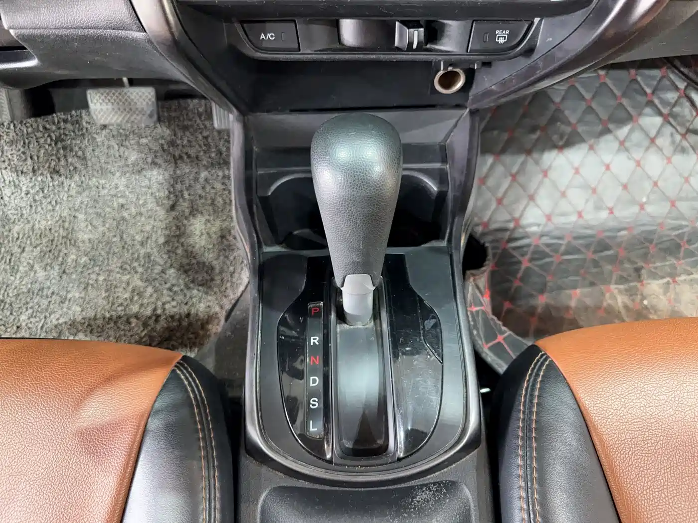 Honda Greiz 2016 2016 1.5L CVT Classic Edition