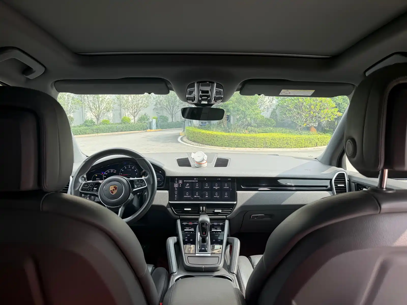 صورة 16 - Porsche Cayenne