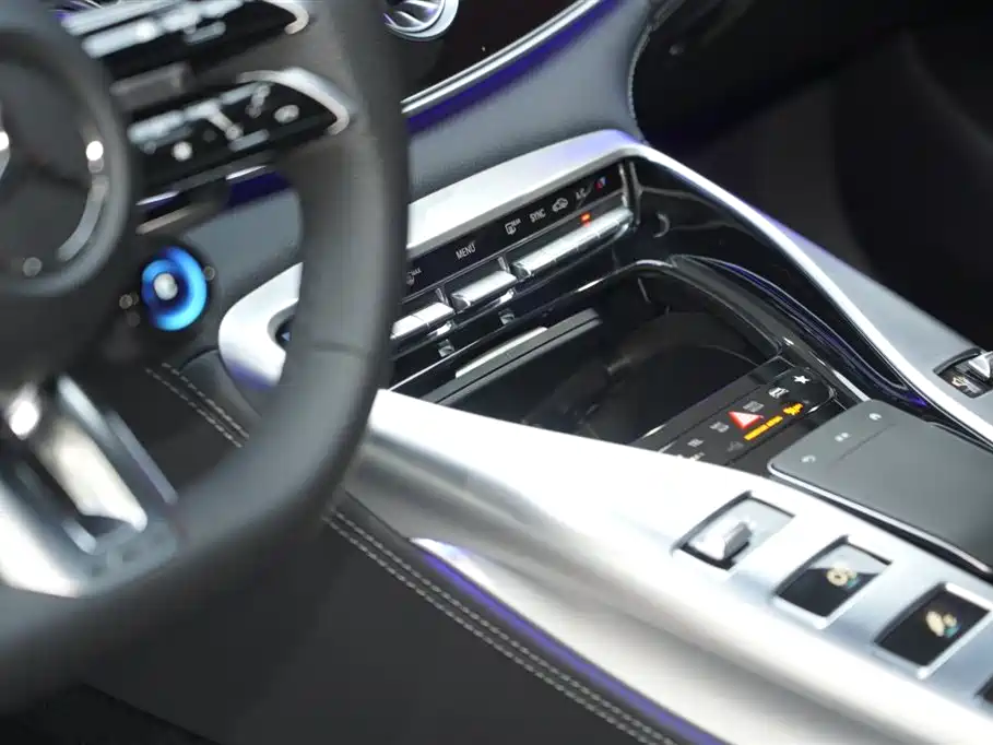 Mercedes-Benz AMG GT 2025 AMG GT 50 4-Door Coupe China Special Edition фото 21