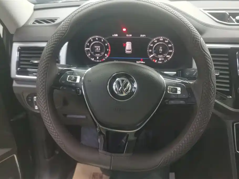 Volkswagen Teramont 2017 530 V6 4WD Flagship Edition фото 15