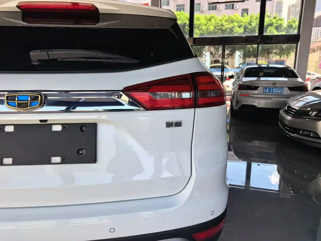 Geely Boyue 2016 2016 2.0L Manual Smart·Style Edition