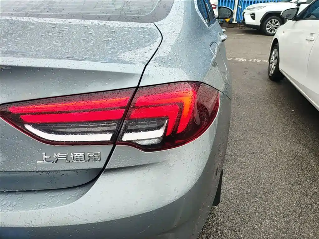 BUICK REGAL
