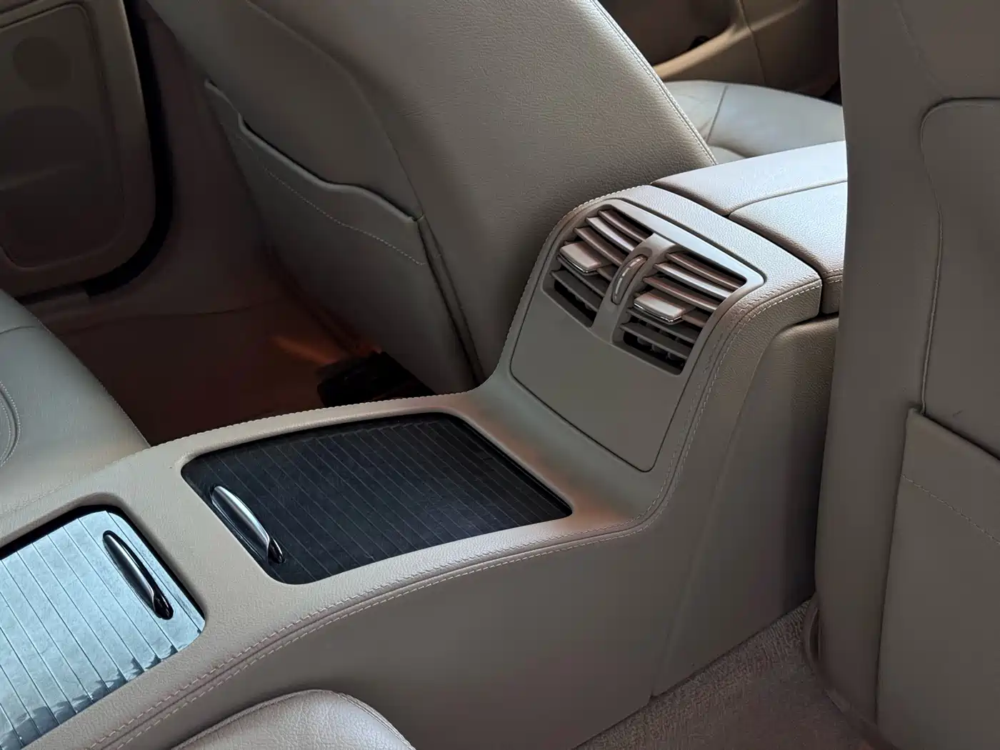 Mercedes-Benz CLS 2012 CLS 300 CGI фото 22