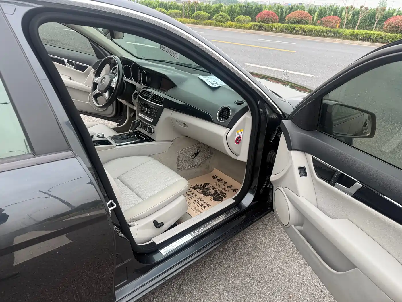 Mercedes-Benz C-Class 2011 C 180K Classic фото 6
